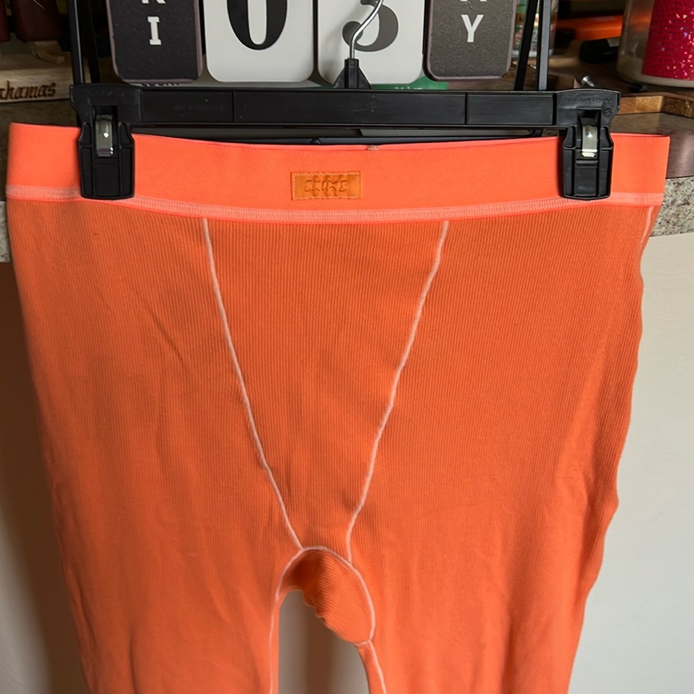 New without tags SKIMS LEGGINGS